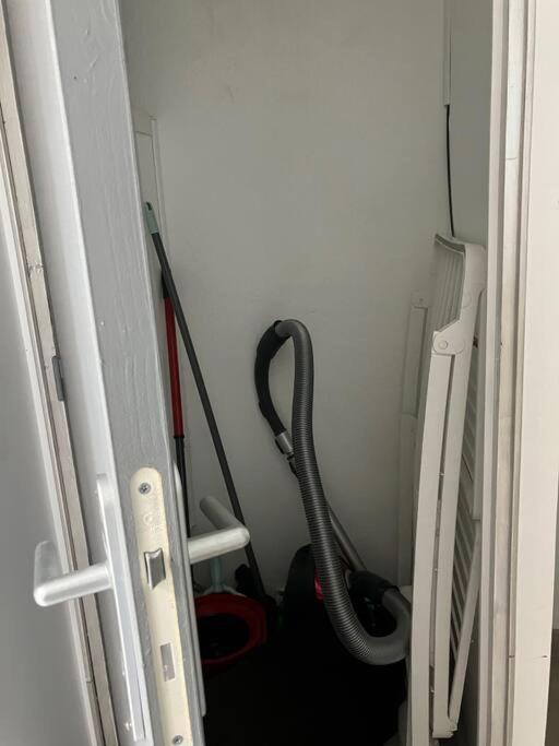 Appartement T4 Terrasse Et Vue Istres Eksteriør bilde