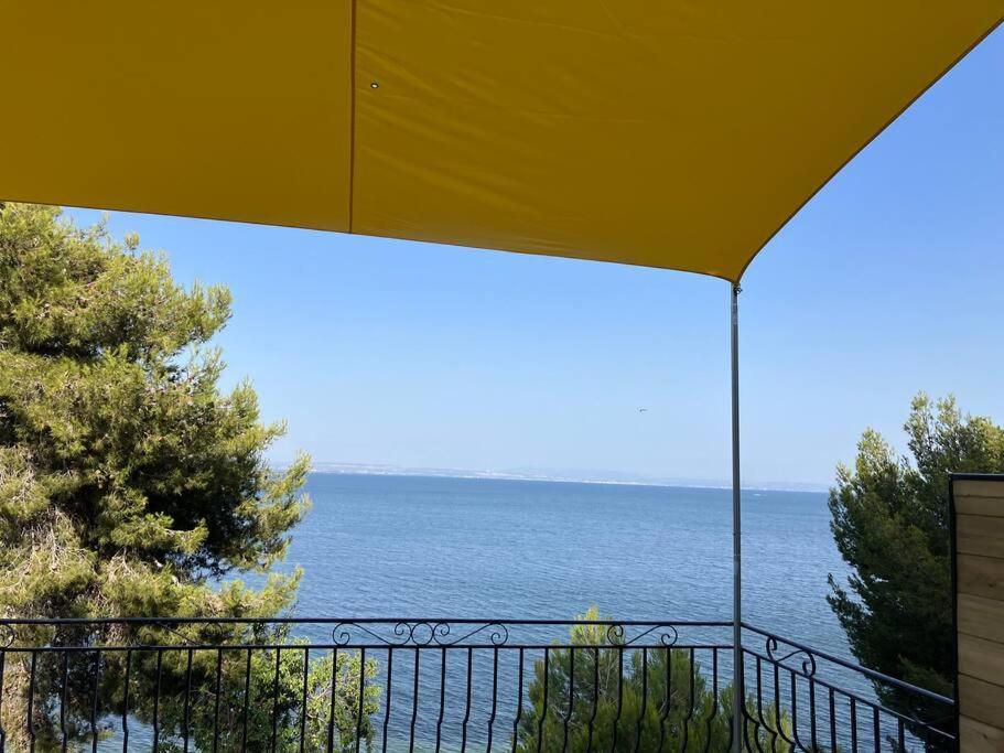Appartement T4 Terrasse Et Vue Istres Eksteriør bilde