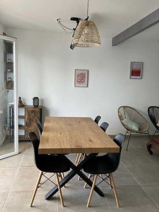 Appartement T4 Terrasse Et Vue Istres Eksteriør bilde
